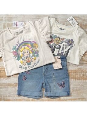 Girls Bundle 2 Tops & 1 Jean Shorts in Size M/8 NWT